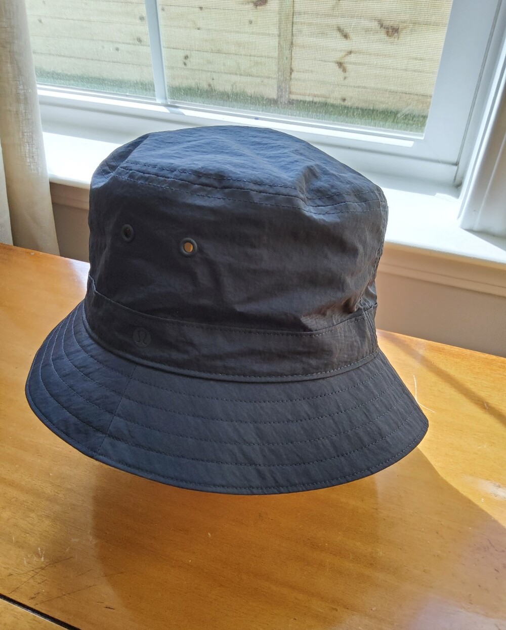 lululemon athletica Women's Black Bucket Hat - Lightweight Sun Protection